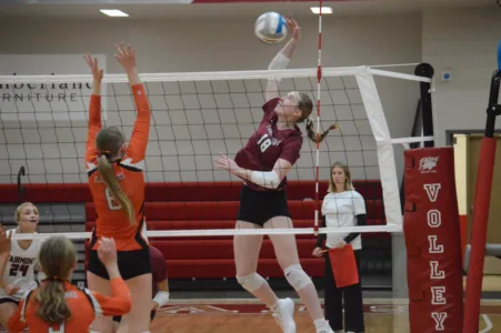 Cardinals rally in sets three and four, take down Blackhawks